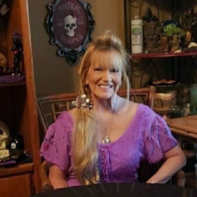 Janine489823844's profile picture. spiritual medium 
Spell caster 
Healer 
spiritual and physical coach