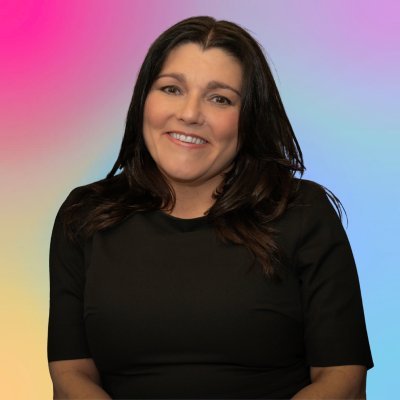 Marketing Consultant, Mentor & Trainer for worldwide service providers | Strategy Cycle™ creator | CIM Certified AI Specialist | Chartered Marketer | Podcaster