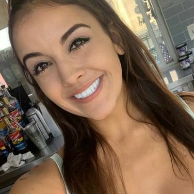 Manalin444820's profile picture. 
