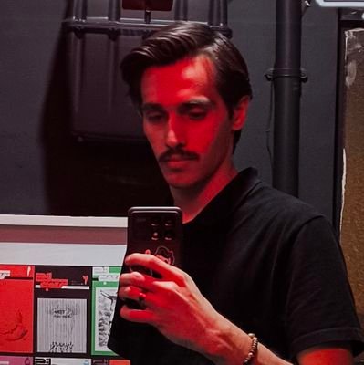 💎 UI & UX Designer | Observational Comedy Lover | Poet | Graphic Designer | Shadow Crawler