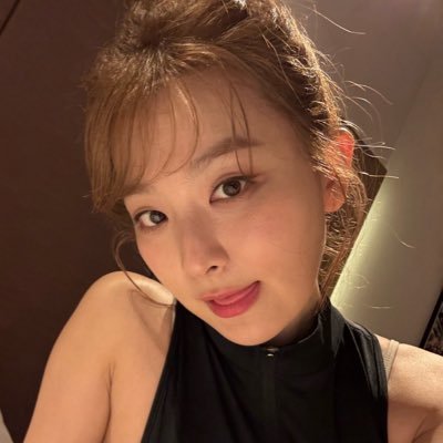 seulgicimol's profile picture. my alpha is in my profile picture