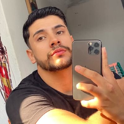 Luchemos Por un país con oportunidades.🇨🇴🇨🇴
Economista