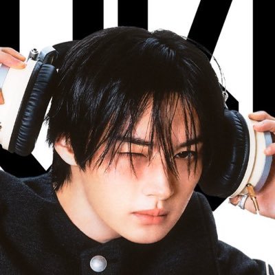 lusional203's profile picture. 