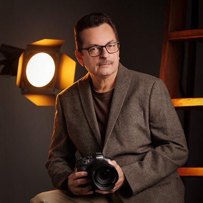 Photographer | Photo Educator | Livestreamer | WPPI Speaker | Nissin Ambassador | YoloLiv Content Creator