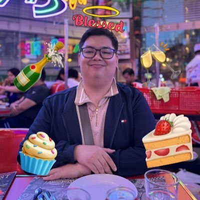 🇵🇭| Crocheter | Digital Artist| Twitch Streamer | Cosplayer | 3rd year Law student | He/Him | Dm For Commissions | NSFW and Lewd mostly! art by: @doyskidayo