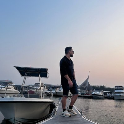 DesiCanadiannnn's profile picture. Am not a 10, but a millionaire in my head 🙆