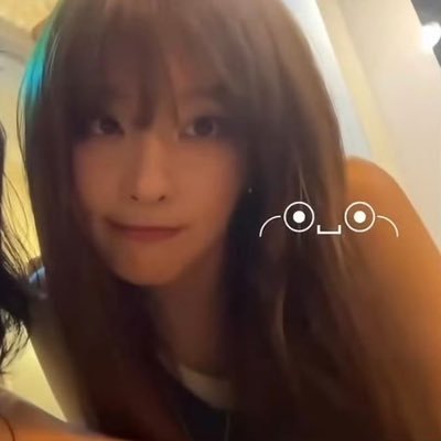 eriznsdrop's profile picture. How about staying a little longer?