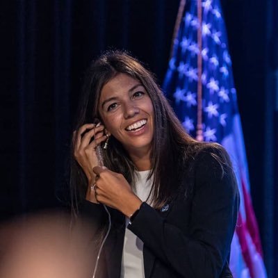 Back to the Moon from @NASAKennedy🌙🚀 @penn_state and @DailyCollegian alumna💙🤍