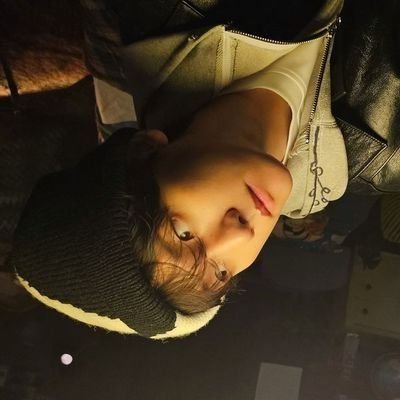 uɐɯnɹʇ ɐıן 🌱 Profile