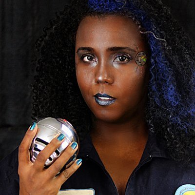 ActorOnTheEdge's profile picture. 🚀 Ph.D. in Nonsenseology | HWA | Actor-Writer-Painter-Cinema Maker🎬 | @BMSSAntioch 🛸 | https://t.co/4kI97337on 🍿| https://t.co/FoUtNlgcij (she/her)