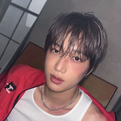🐻 kim jongin enthusiast 🐻
🩶 art is you in motion-KAI 🩶
https://t.co/tO1mRFRg7S