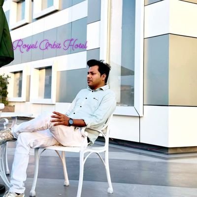 ZeeshanAliJour1's profile picture. पत्रकारिता,  लोकतंत्र को बनाए रखती है. यह प्रगतिशील सामाजिक परिवर्तन के लिए ताकत है.