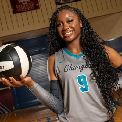 Madi_Johnson009's profile picture. Joshua 1:9 | 5’9” | ACHS Varsity Volleyball | ACHS Varsity Basketball | Texas United Volleyball 17 RED ❤️ l Future Sports Psychologist