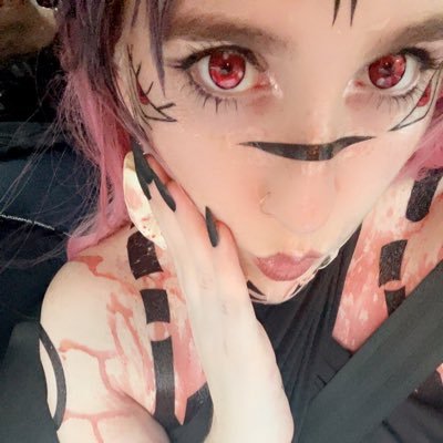 cult leader 🖤 | toxic, bitchy, manipulative 🎀 | FINDOM & FEMDOM✨ | FL
