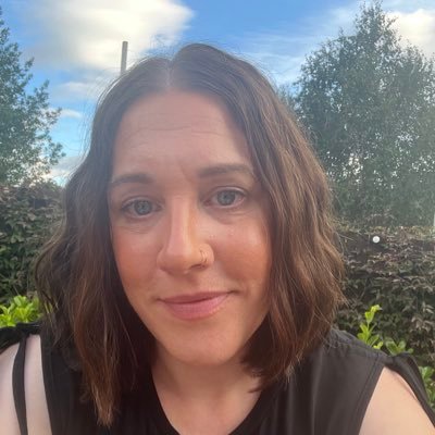 Scottish lass, Single Mum, Dinner Lady. Crazy about crystals. Forever a lover of the š ⨠š
š. Music is everythingš¶ Only DM friends!!