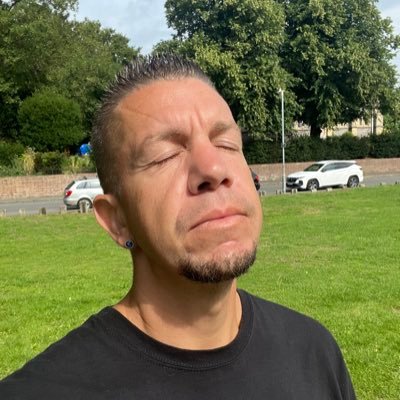 CoCreateCoach's profile picture. Mindset Coach 🇬🇧 Guiding you to own your power, find purpose & rebuild life on your terms. Free Guides in Link on Bio👇🏽