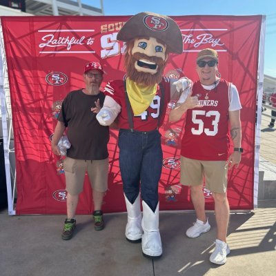 Enjoy making others smile and laugh. Sports, music, and laughs. Warriors and 49ers. #fjf #SellTheTeam