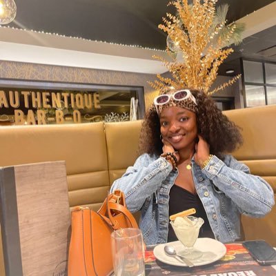 Nguenamom's profile picture. louer l’éternel 🙏🏽