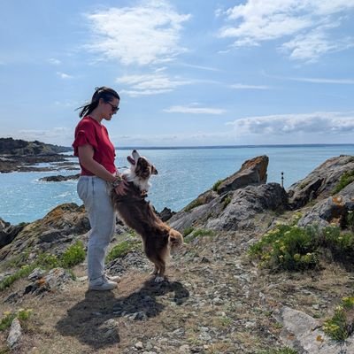 ndrhv's profile picture. I wanted wine women and song. I got a drunk woman singing - banksy 🎹📷💻⛼🌇✈🌈 men are trash | acab | feminist 🤷‍♀️💎