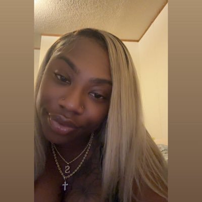 amos : remy_mami 🌺 fmoi : segovia.celeste_ 🥳 MONEY WILL ALWAYS BE THE MOTIVE 💯🤑 Drunk $cientist 🍹🥼