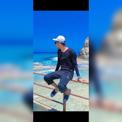 جراح النفوس بدون موس 👀♥️
Small therapist🩺🧠
( أدعي لأبويا ب الرحمة)