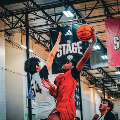 Kanye_Lewis_0's profile picture. 6’4 200 lbs || Grant Union High School|| Combo Guard | Class of 2026 (Sacramento,CA) | Highlights ⬇️ | DM for inquiries #StudentAthlete | #Basketball