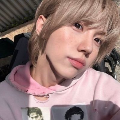 haecheetoss's profile picture. hola, no se que poner aquí