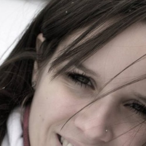 vickyblowes89's profile picture. 