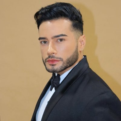 No importa quien seas en tu interior, tus actos son, lo que te definen.