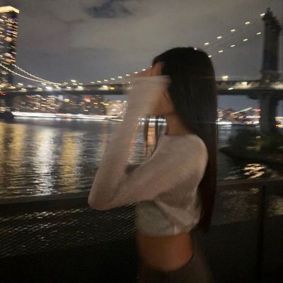 Lex51322's profile picture. Always packing ✈️ | Always snacking 🍩 | Always sweating 🏃♀️ | Always reading 📖