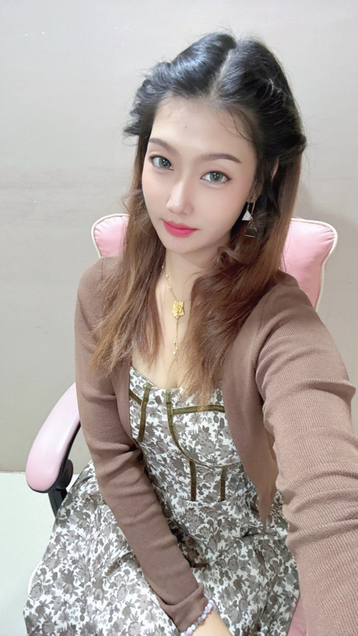 Stethooun1's profile picture. Girls who love to laugh will never have bad luck. I also hope to meet my prince charming.