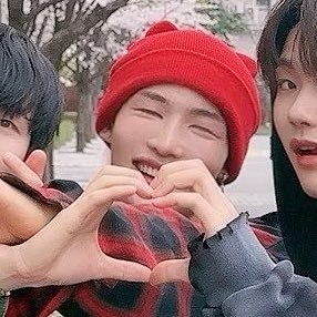 Multifandom kpop (etc.) lover- SKZ, 1VERSE, and NOWZ ults 🐨🦖 dearALICE world domination will happen trust //18