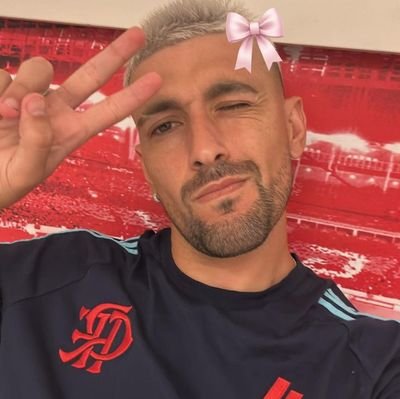 jauregui_fla's profile picture. 𓆩🤩𓆪