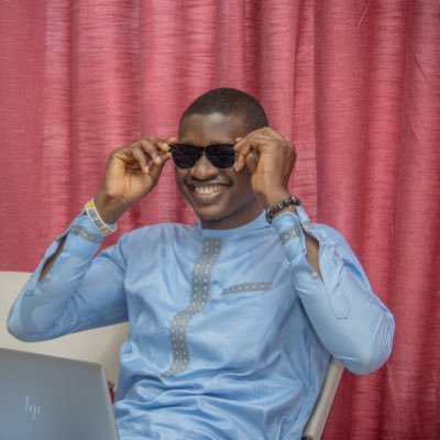 Accountant|| Entrepreneur|| Fashion Enthusiast|| A Believer💒|| Adventurer🚁|| Strong, Bold Uman💪|| Brain Cracker|| Adorable|| Peacekeeper|| Love|| Kind||