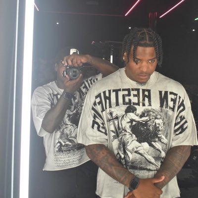 _QWill_'s profile picture. Hustle & Motivate..