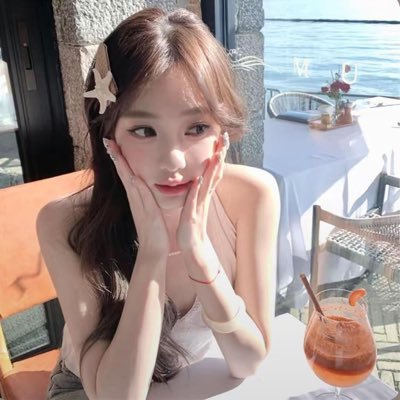 imlqq417's profile picture. 这里介绍不了我