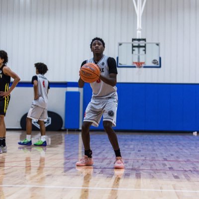 ||C/O 2027||5’11|| Tomball Memorial High School🏀|braylindarden@gmail.com|| Cell-832-985-2401||