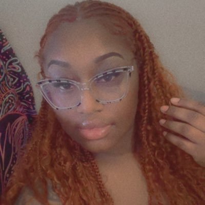 THAT GIRL 💋✨🧚🏾♀️🦄 GIRL MOM 👑💕👑💕 Out the way , making a way 🙂↕️🧑🧒🧒💸❤️