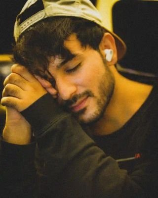 AamirKhan433954's profile picture. I am Aamir