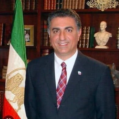 شانشاه و تاج زیبای سلسله پهلوی، خداوند ایران و مردم زیبای ما را حفظ کند