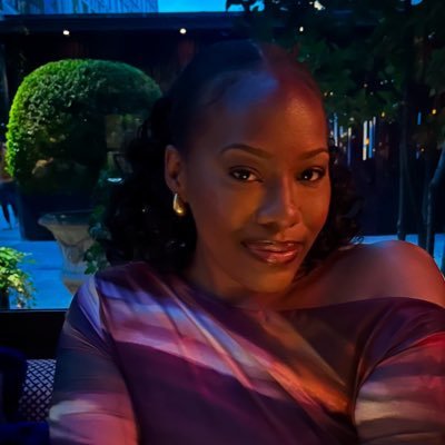 gracefullyniecy's profile picture. Jesus is King ✝️
