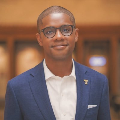 Development @UTKnoxville | President @AVLsymphony | President @CFCISAdvocacy | fmr. @thedemocrats | @winthropu, #ROCKtheHILL | @KState, MBA | Runs on @Pepsi