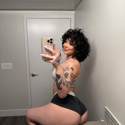 angel_jessy1's profile picture. I know you are curious 🇲🇽🙈