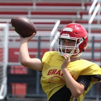 IL📍| 2028 | Student athlete📚| 3.2 GPA | GCHS Fox Lake | QB | 157, 5,8ft | 815-451-4569 Gmail: carterqbcoss03@gmail.com