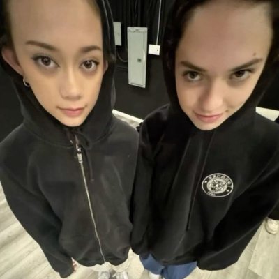 laraeatme's profile picture. °•°•°  𝓸𝓷𝓬𝓮 | 𝓮𝔂𝓮𝓴𝓸𝓷 
 °•°•° 𝟏𝟖𝔂
 °•°•°  𝓮𝓵𝓪/𝓭𝓮𝓵𝓪