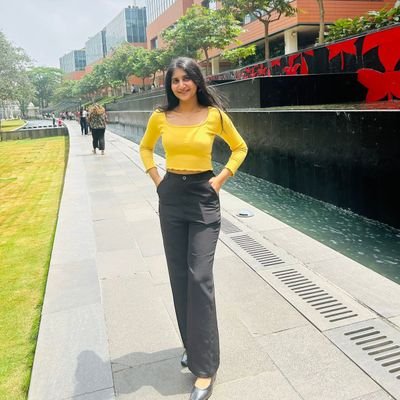 Building global cyber convos @ISMG. Running with Nullcon
Less talk, more real.
Delegate connector.
Vibe curator.