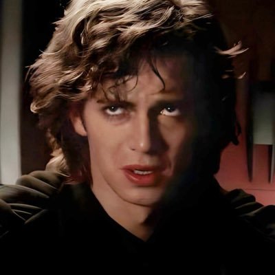 Hayden Christensen • Cillian Murphy • Peaky Blinders • Star Wars • Superman • OnePiece • The Bear • Well I watch a lot of TV and I love films 🫰🏻