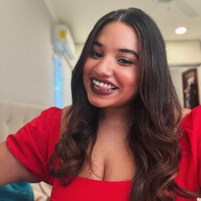 🎮 sr. marketing in gaming/livestreaming @crowdcontrol | 👩🏽💻 also working on @tantrummerch & @play_curiosity | ✨ digital nomad, swiftie & f1 enthusiast
