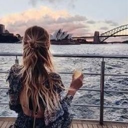 Ecehea822's profile picture. 