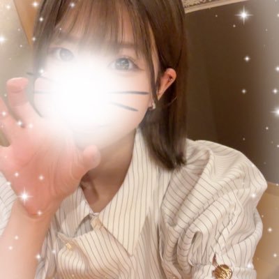 金髪ボブ脚長女のなぎさです👱♀️❕おしゃけ、ゲーム、お喋りが大好き🩵距離感近過ぎガチ恋注意🩵男の人の全身フェチ🩵満遍なく触らせてネ(º﹃º`)💕